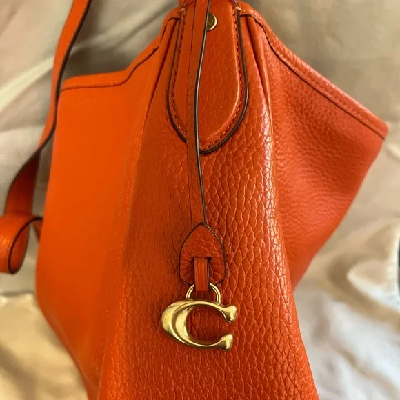Coach Vibrant Orange Shoulder Bag - Picture 8 of 9